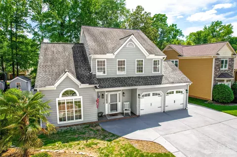 129 Ashford Hollow Ln, Mooresville, NC 28117