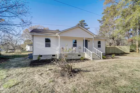 1640 Mcmanus Ln, Lancaster, SC 29720