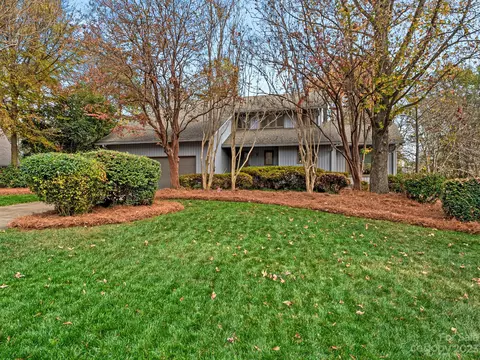 5009 Gamton Ct, Charlotte, NC 28226
