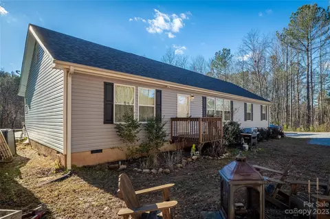 4832 Windy Ridge Rd, Morganton, NC 28655