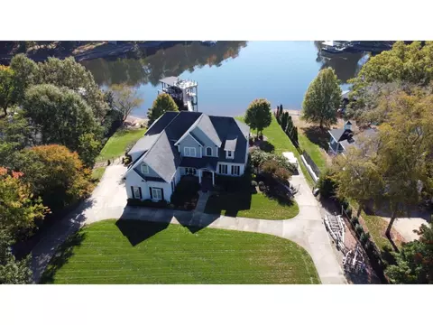 123 Courtney Ln, Mooresville, NC 28117