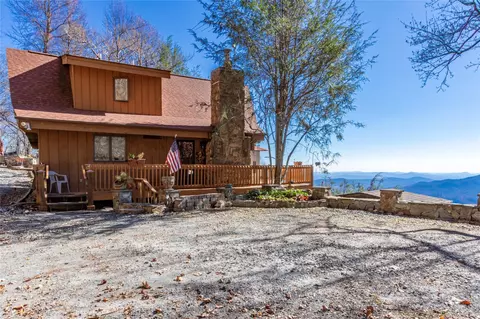 242 Valley Farm Rd, Little Switzerland, NC 28749