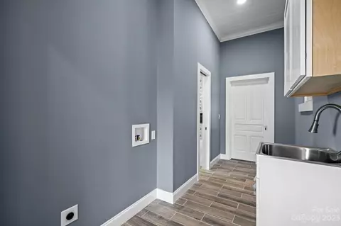 403 2nd Se St SE, Conover, NC 28613 photo 19