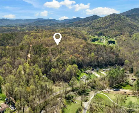 144 Lake Esterena Dr, Old Fort, NC 28762