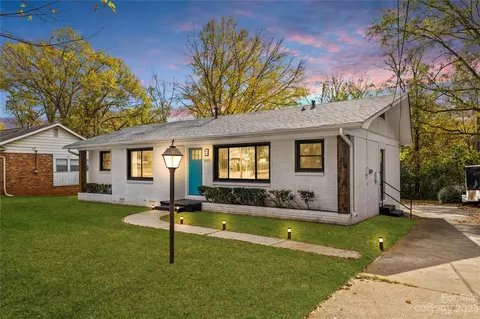 1029 Clanton Rd, Charlotte, NC 28217