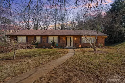 539 Bluebird Rdg, Asheville, NC 28804