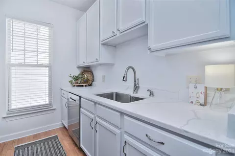 18710 Oakhurst Blvd, Cornelius, NC 28031