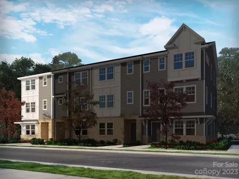 3722 Memorial Pkwy, Charlotte, NC 28217