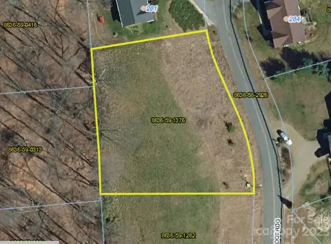 Barefoot Ridge Road, Clyde, NC 28721