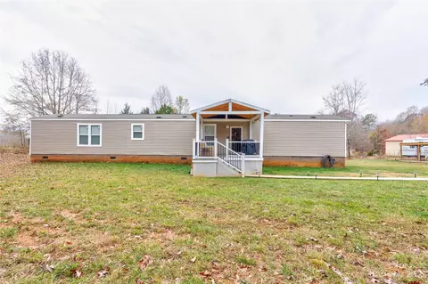 116 Red Oak Dr, Cherryville, NC 28021