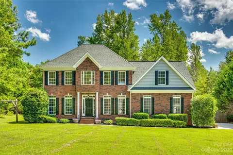 1135 Alysheba Ct, York, SC 29745