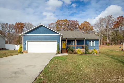 2137 Derby Ct, Morganton, NC 28655