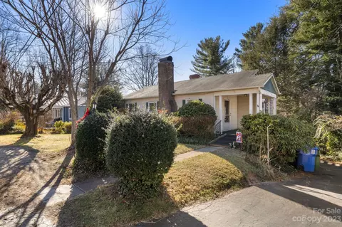47 Baker Pl, Asheville, NC 28806