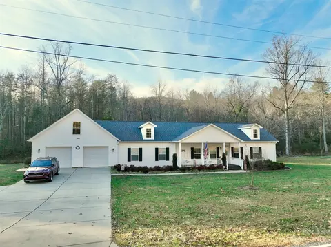4850 Old Creek Rd, Morganton, NC 28655