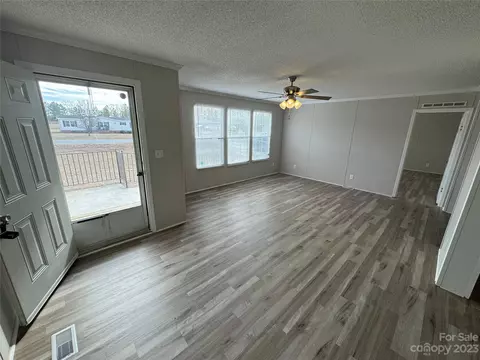 115 Jordan Ct, Hamlet, NC 28345 photo 2