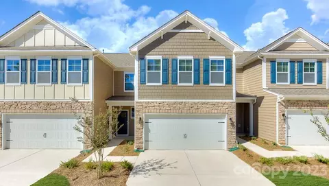 7895 Iron Rd, Sherrills Ford, NC 28673