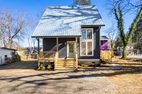 182 Deaver St, Asheville, NC 28806