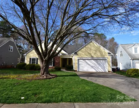 16101 Wynfield Creek Pkwy, Huntersville, NC 28078