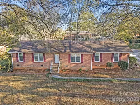 5000 Cheviot Rd, Charlotte, NC 28269