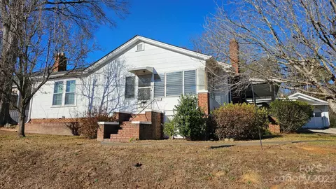 1118 Wiscassett St, Albemarle, NC 28001