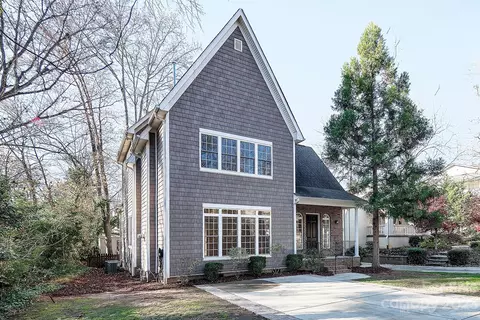 4136 Bloomdale Dr, Charlotte, NC 28211
