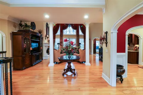 103 Glenview E Dr E, Salisbury, NC 28147 photo 3
