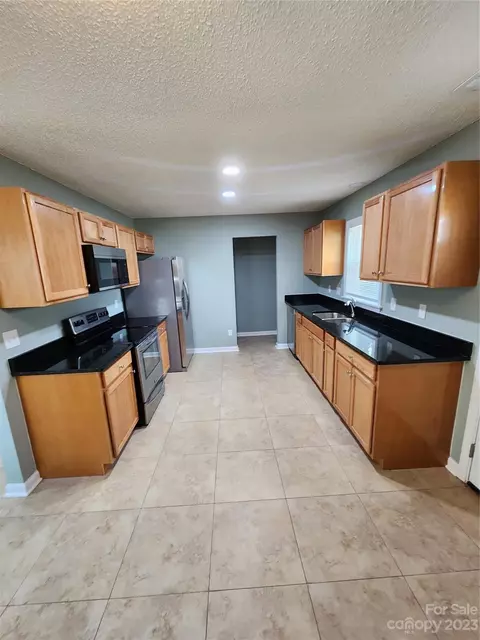 305 E Morrow Ave, Monroe, NC 28112