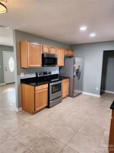 305 E Morrow Ave, Monroe, NC 28112 photo 3
