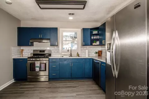 348 W W Ave W, Troutman, NC 28166