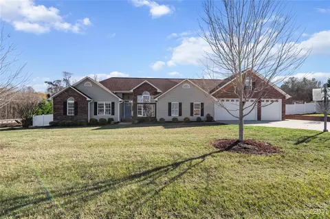 1511 Lauren Alexis Ct, Dallas, NC 28034
