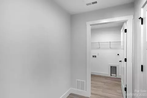 210 N 10th Ave, Maiden, NC 28650 photo 15