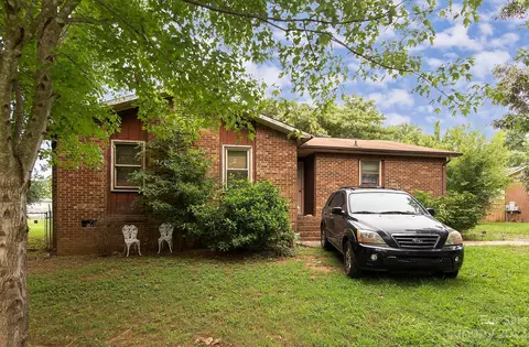 3011 Winston Dr, Concord, NC 28027