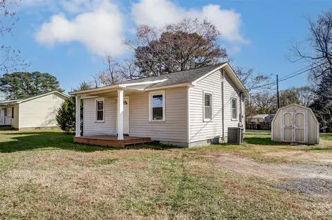3918 Old York Rd, Gastonia, NC 28056