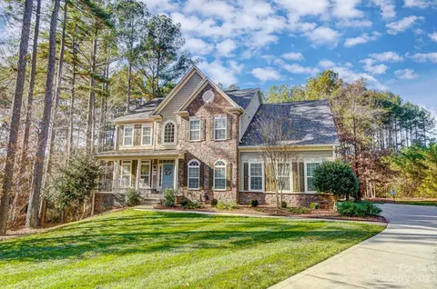 112 Marin Ct, Mount Holly, NC 28120