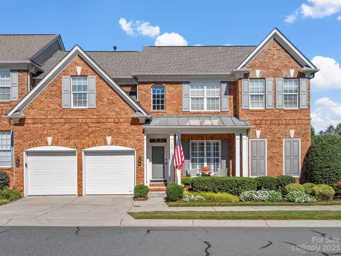 10810 Rogalla Dr, Charlotte, NC 28277