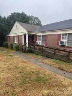 4410 W Argyle Dr, Charlotte, NC 28213