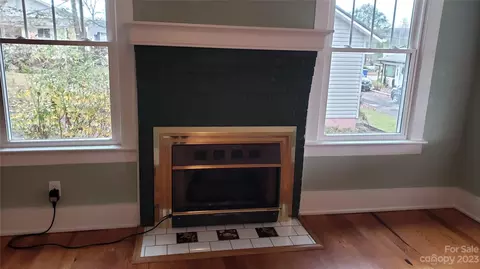111 Thomas St, Brevard, NC 28712 photo 8