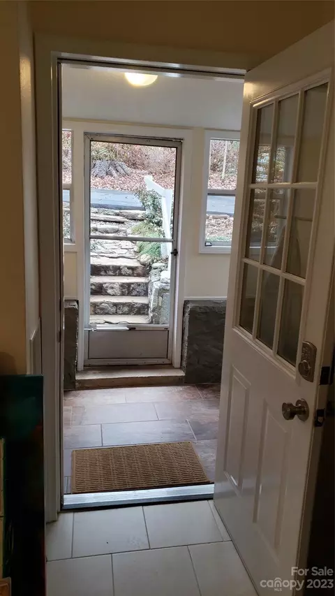 111 Thomas St, Brevard, NC 28712 photo 18