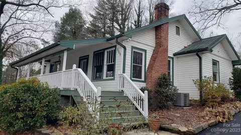111 Thomas St, Brevard, NC 28712 photo 2
