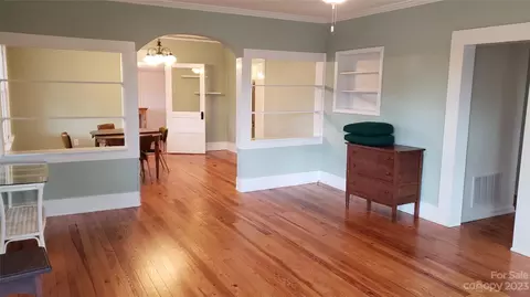 111 Thomas St, Brevard, NC 28712 photo 5