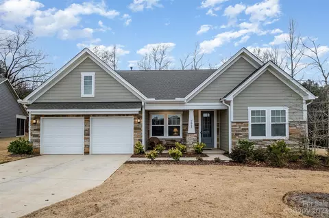 7068 Kingfisher Way, Belmont, NC 28012