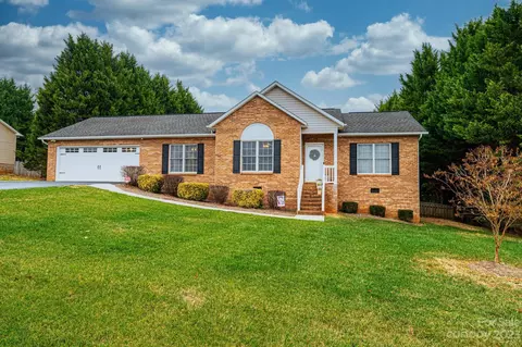 4875 Water Wheel Dr, Conover, NC 28613