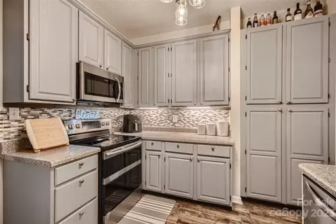 19500 Coachmans Trce, Cornelius, NC 28031 photo 8