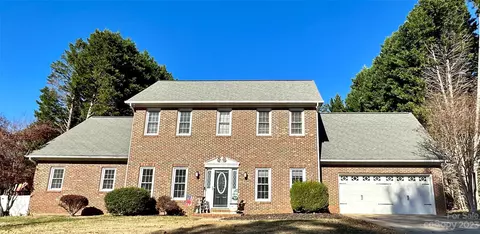 19500 Coachmans Trce, Cornelius, NC 28031 photo 2