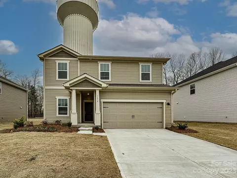 1618 Baymont Ct, Stanley, NC 28164