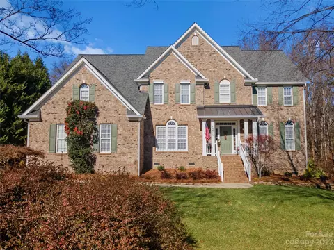 10717 Persimmon Creek Dr, Mint Hill, NC 28227