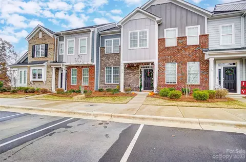 550 Dorman St, Belmont, NC 28012