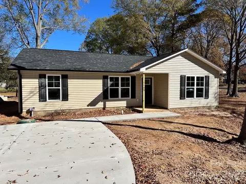 1109 Desoto Ave, Kannapolis, NC 28083
