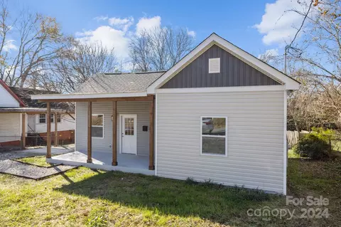 958 13th St, Lancaster, SC 29720