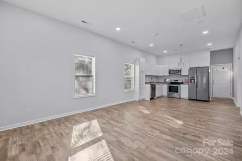 Kitchen - 958 13th St, Lancaster, SC 29720 photo 1 of 5